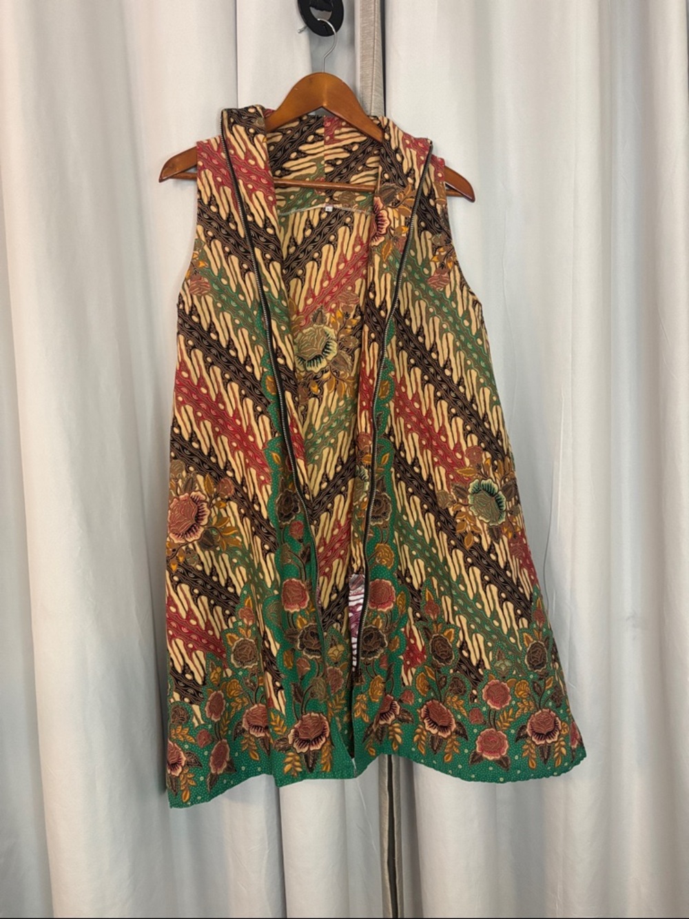 Batik dress or outer layer Size large - Picture 6 of 12